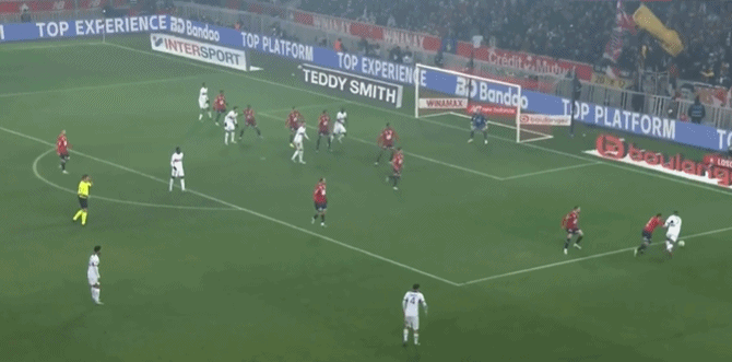 法甲赛报：姆巴佩点球未能拯救救世主 大卫第94分钟倒计时追平 巴黎1-1战平里尔