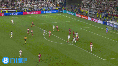 劳姆替补上场29分钟送出完美助攻 创造2次重大机会 4次成功+5 评分7.8分