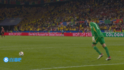 在过去10年的比利时赛事中 德布劳内和卢卡库·阿扎尔共参与了13个进球 